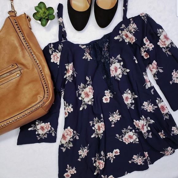torrid Tops - Torrid cold shoulder floral top (NWT)